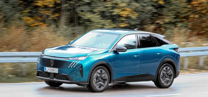 Test: Peugeot 3008 1.2 PureTech 136 Hibrid e-DCT – Tehnološki najnapredniji lav