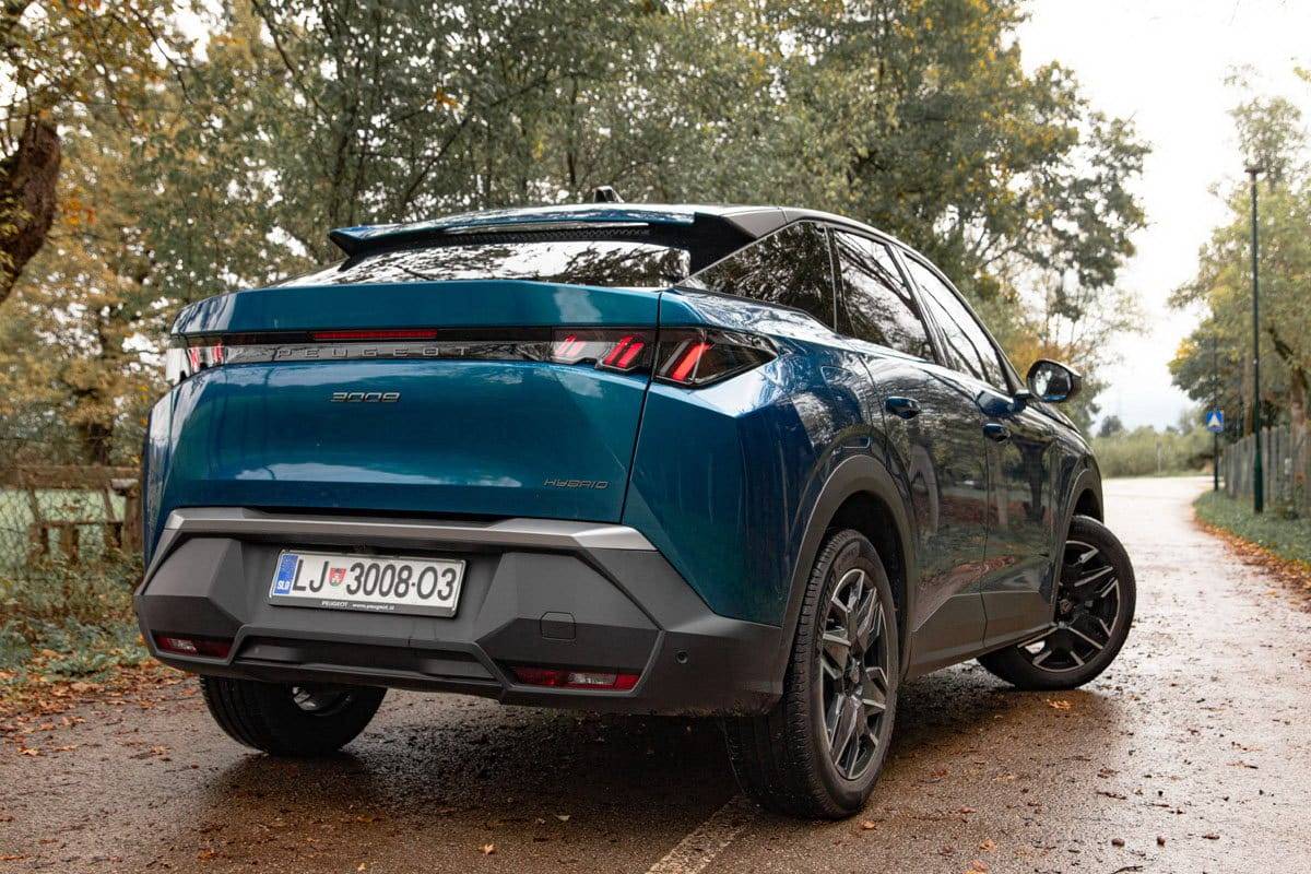 Test Peugeot 3008 Allure 1.2 hibrid