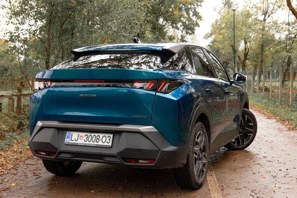 Test Peugeot 3008 Allure 1.2 hibrid