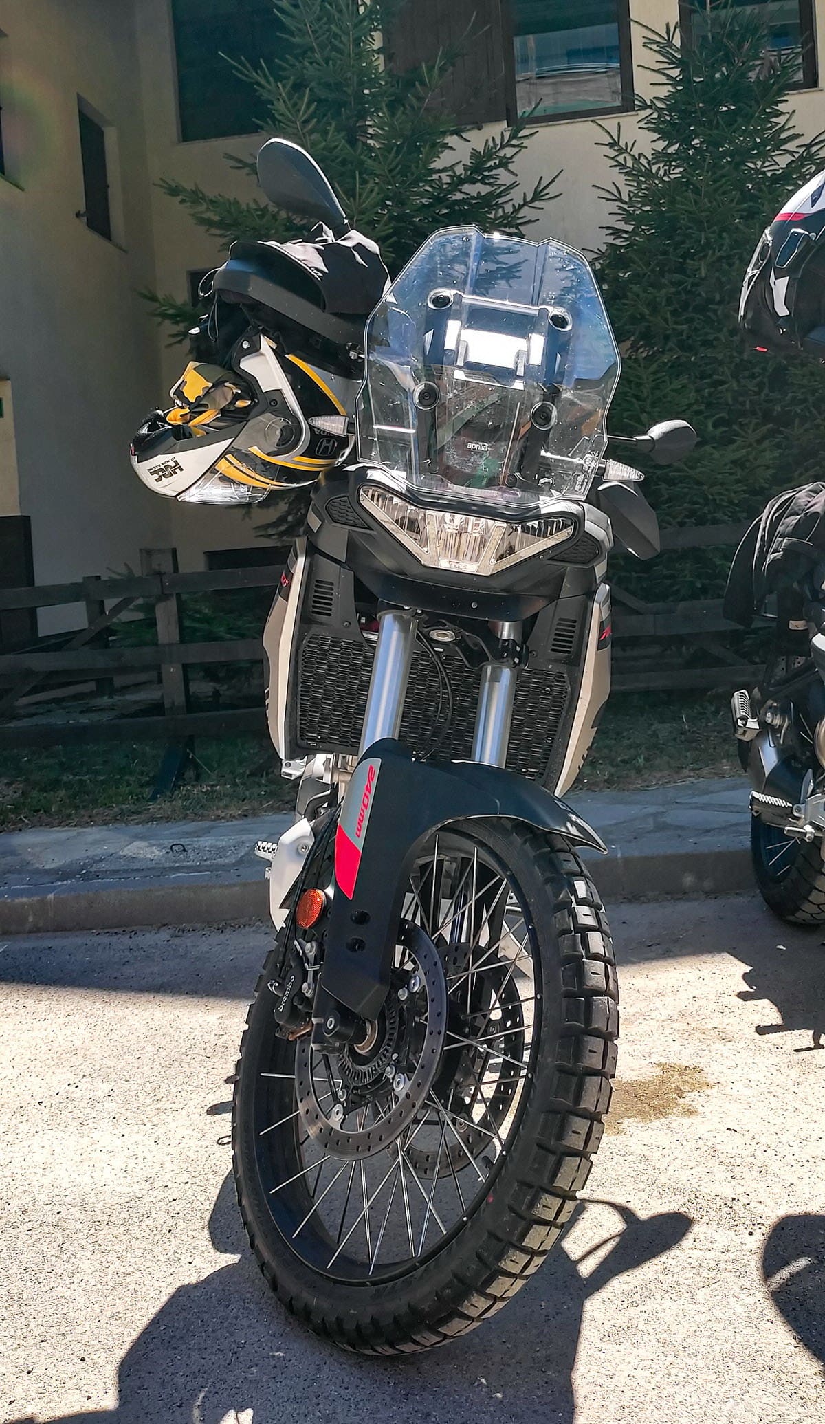 Aprilia Tuareg 660